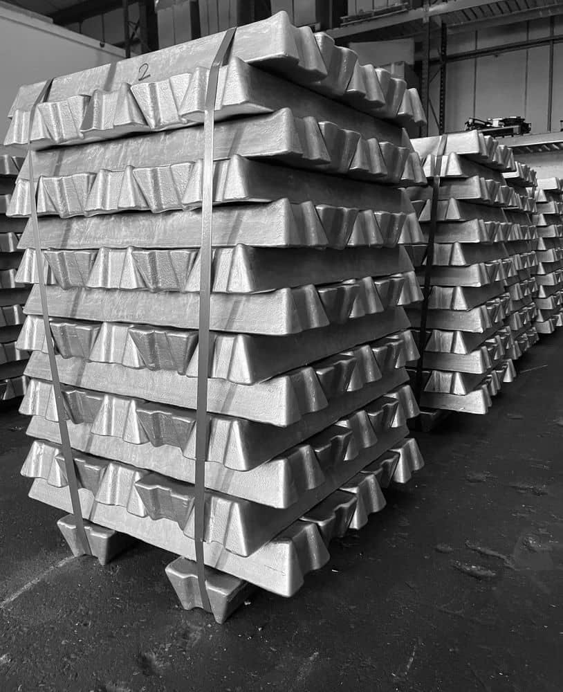 Aluminium ingots