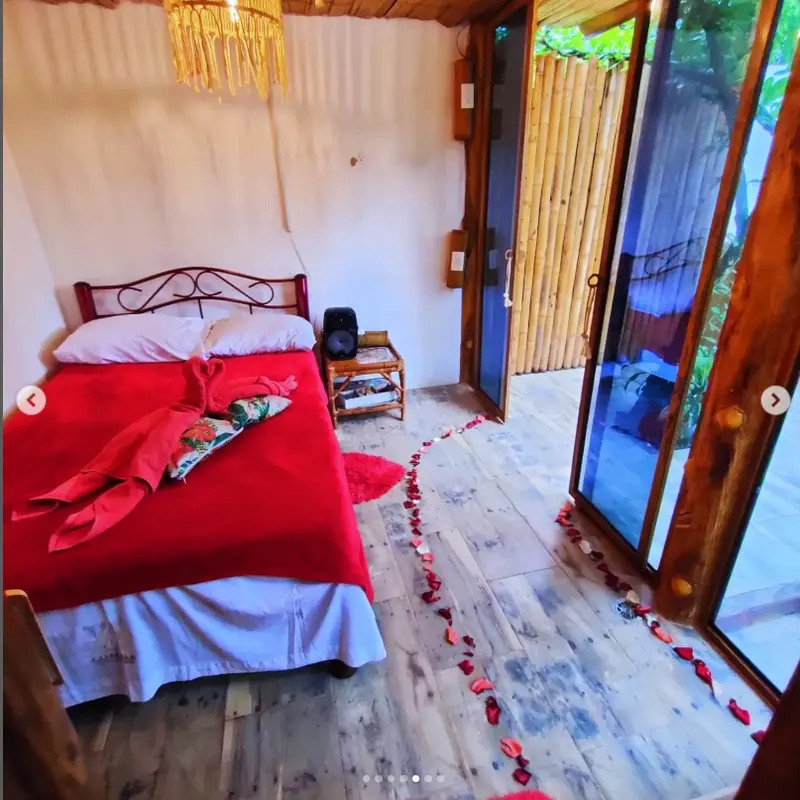 Glamping Tropical River Glamping