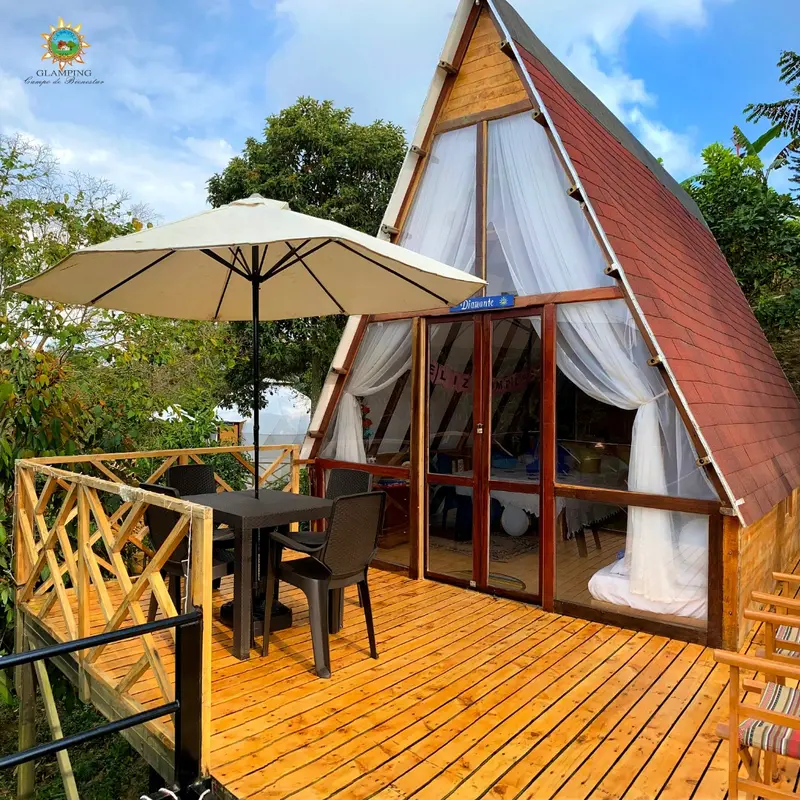 Glamping Cabaña alpina 1 (con Baño externo)