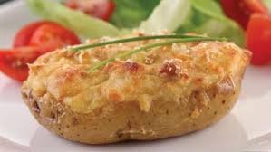 BATATA RECHEADA DE CAMARÃO