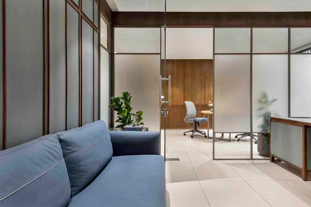 Office 602 — image 7