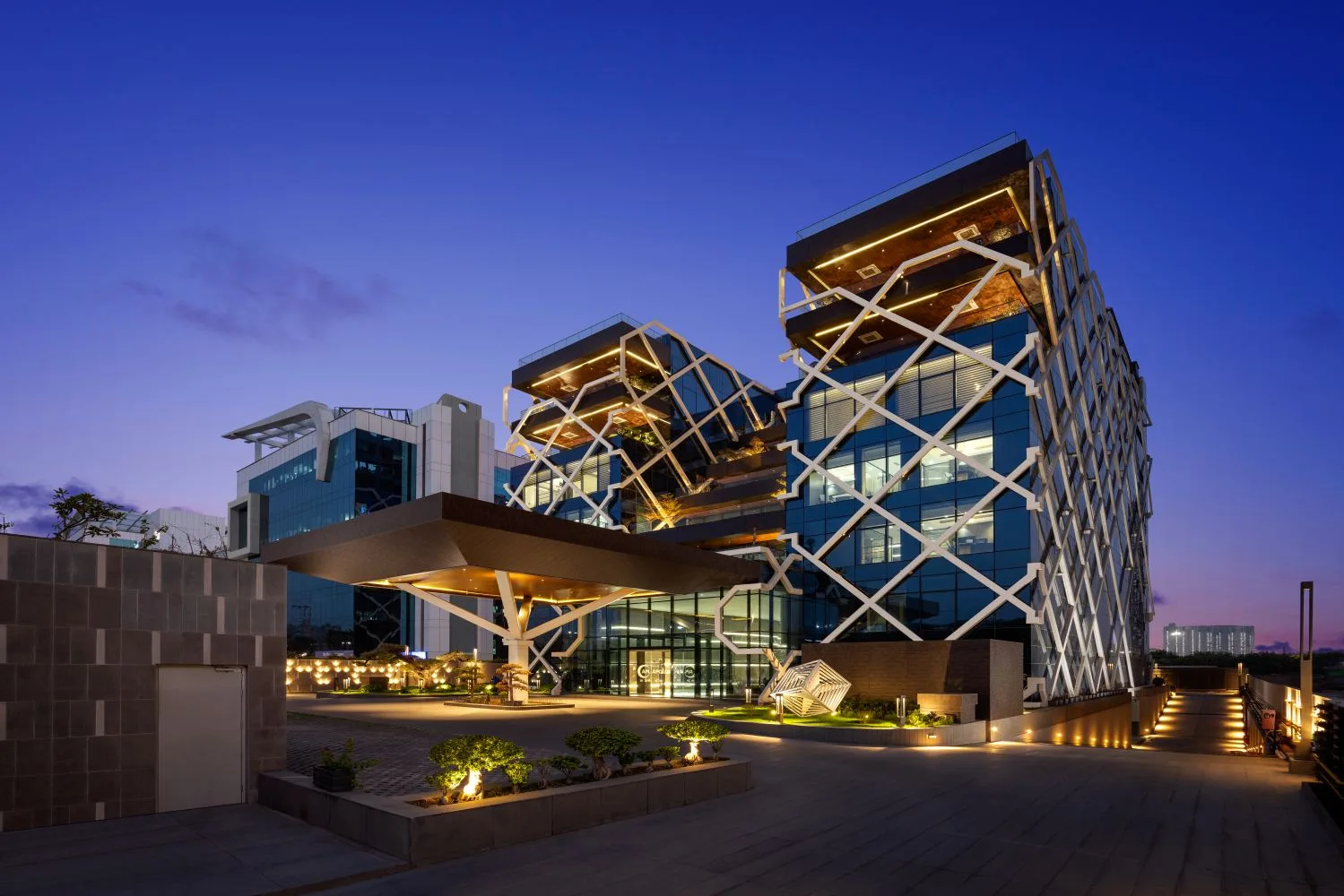 APL Apollo Corporate Office — image 1