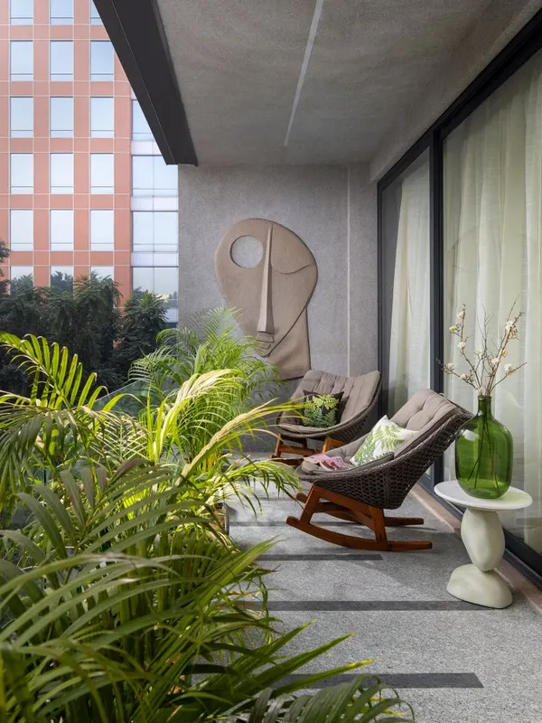 The Vernissage House — image 9