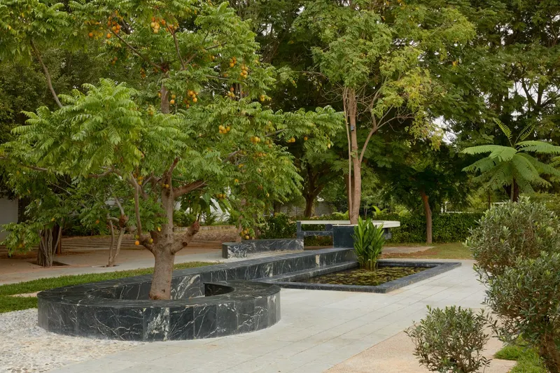 The Serene Edge — image 5