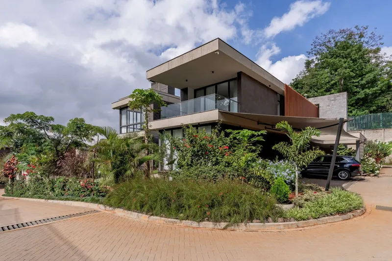 Green Abode — image 8