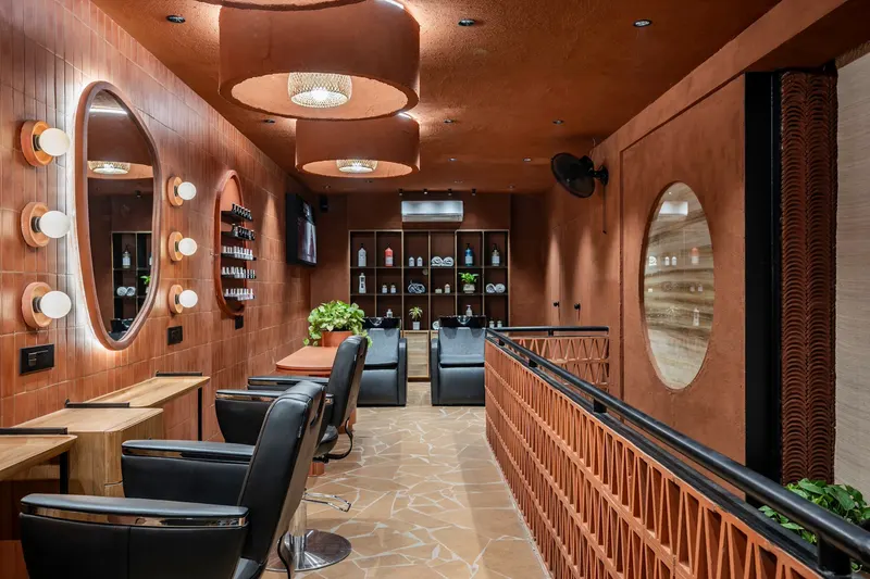 Bombay Salon — image 11