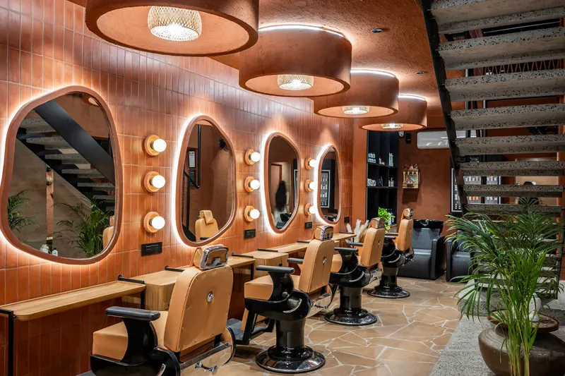 Bombay Salon — image 8