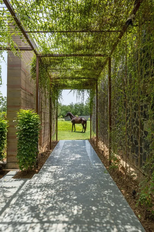 The Vault House — image 14