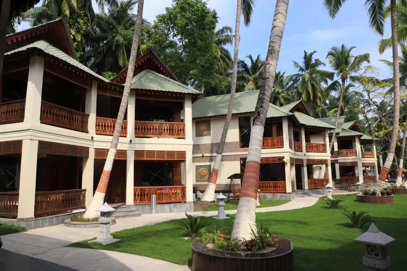 Sandyy Wavess, RCS Beach Resort — image 9