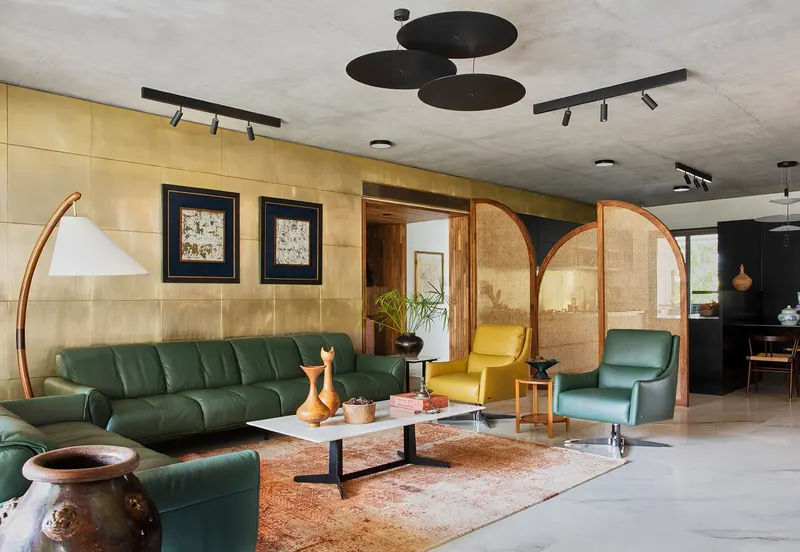 The Brass Wall House — image 5