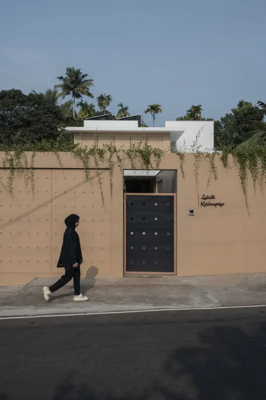 Corridor House 2.0 — image 2