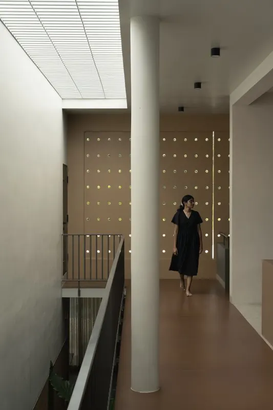 Corridor House 2.0 — image 8