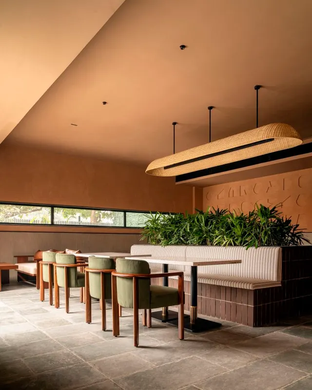 Camo Modern Cookhouse — image 12