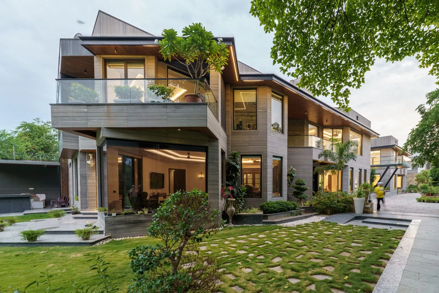 Malhotra Residence — image 1