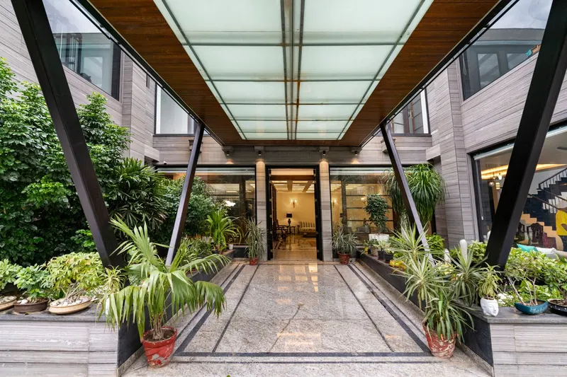 Malhotra Residence — image 2