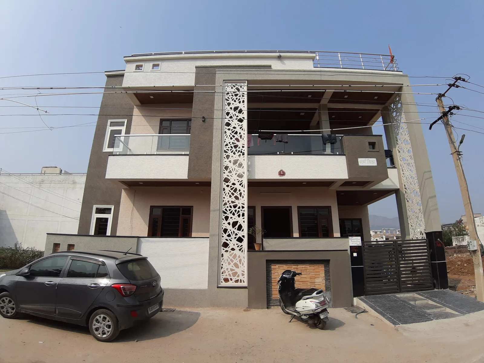 SATISH AGARWAL HOUSE — image 4