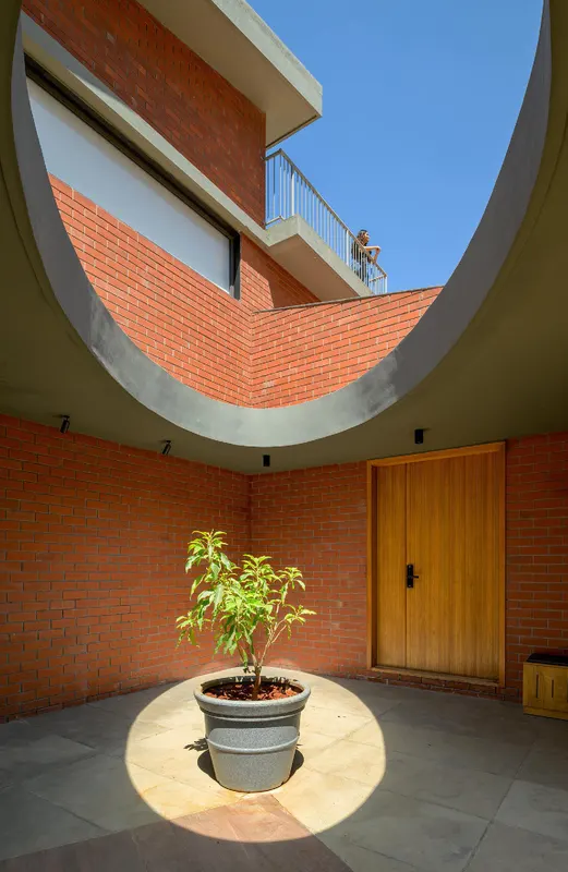 Villa by the Hills — image 11