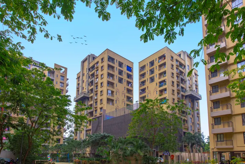 FORTUNE HEIGHTS — image 6