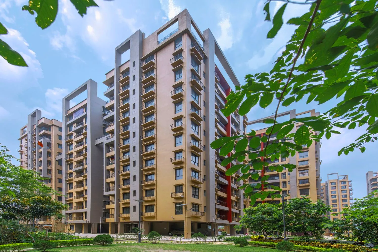 FORTUNE HEIGHTS — image 7