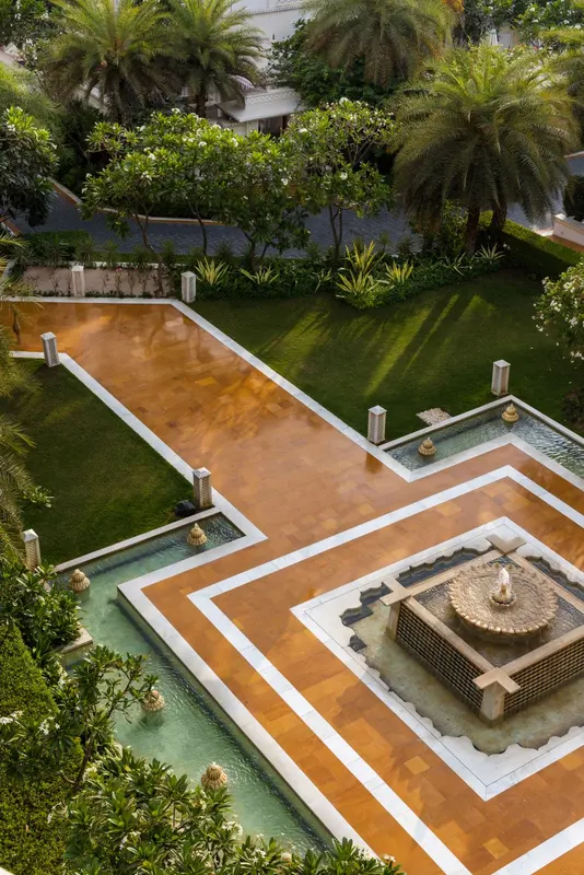 The Leela Palace — image 5