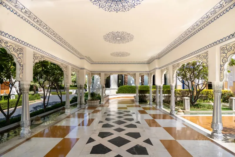 The Leela Palace — image 9