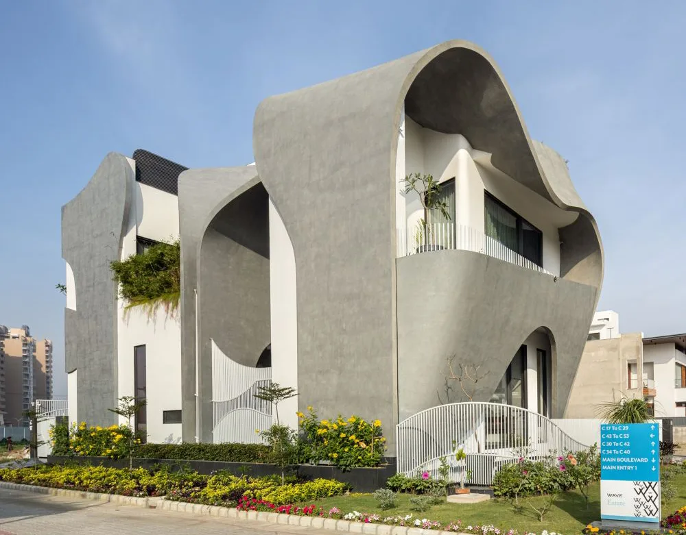 The Ribbon House — image 1