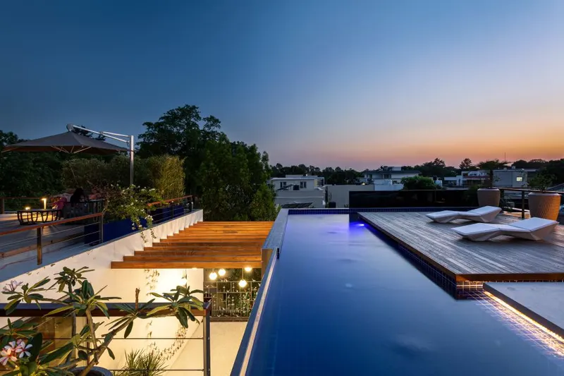 Terrace House — image 2