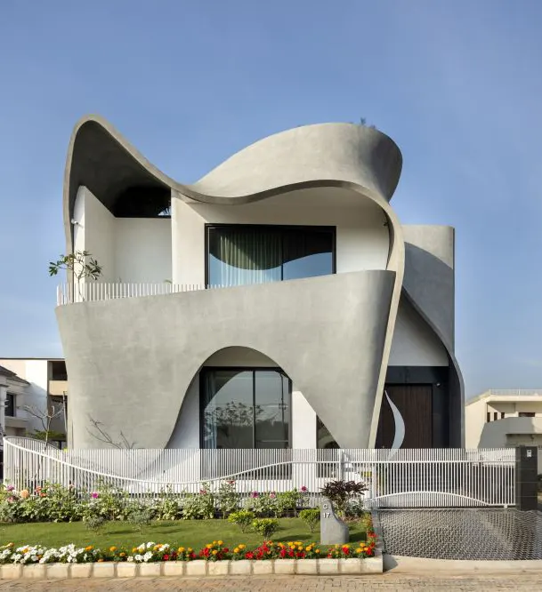 The Ribbon House — image 2