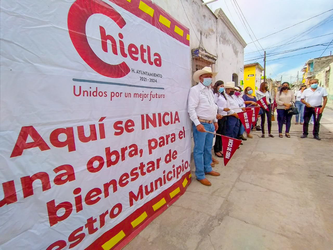 Banderazo de Inicio de Obra Adoquinamiento de la Calle Benito Juárez