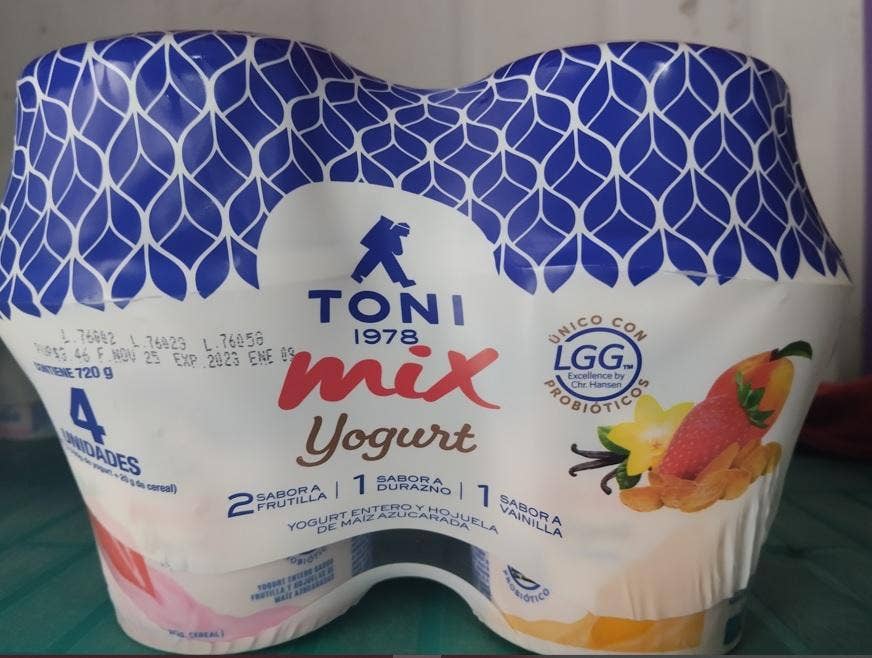 YOGURT MIX TOPPING HOJUELAS SURT 4UDS 72