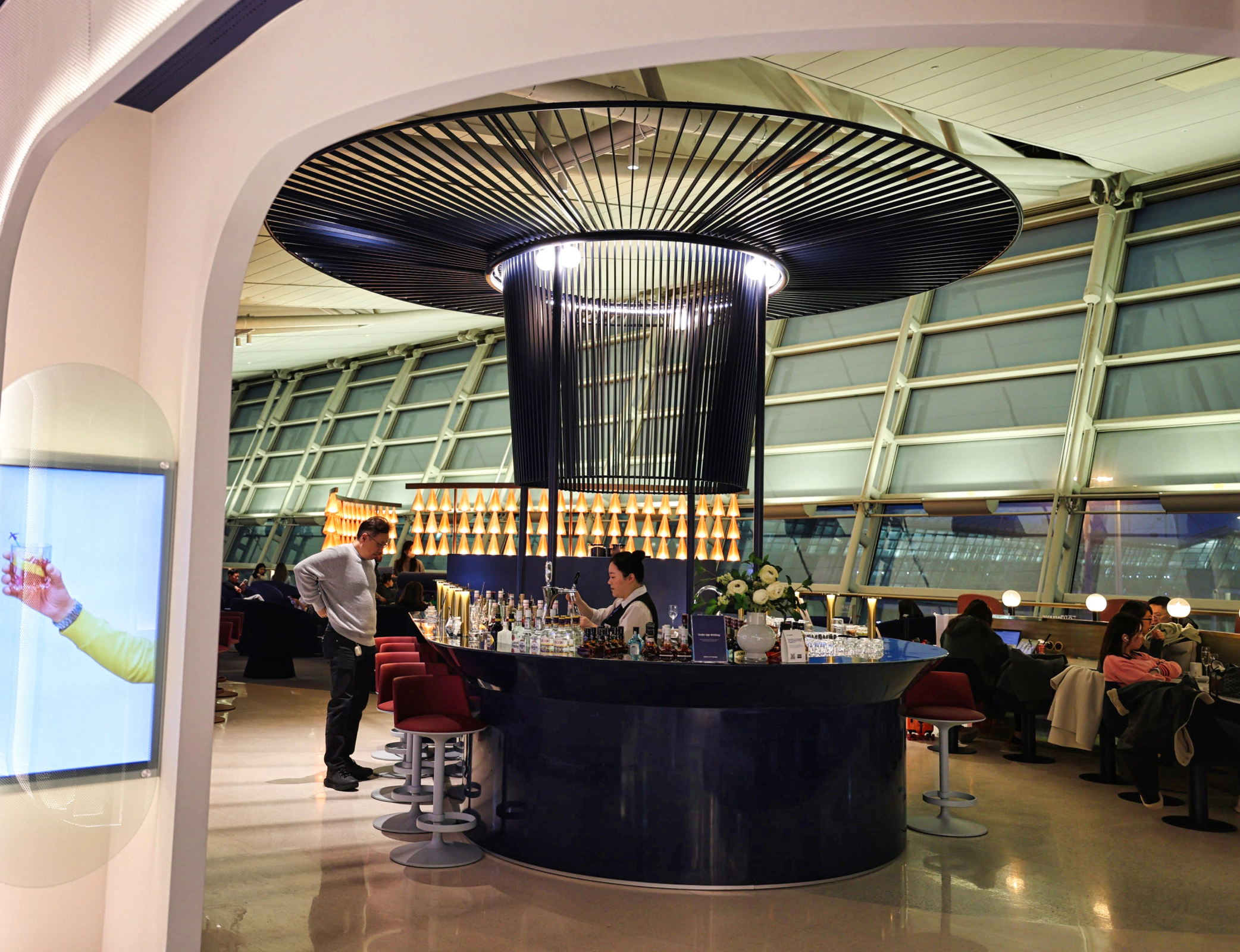 Comfortable seating area in the Oneworld Lounge