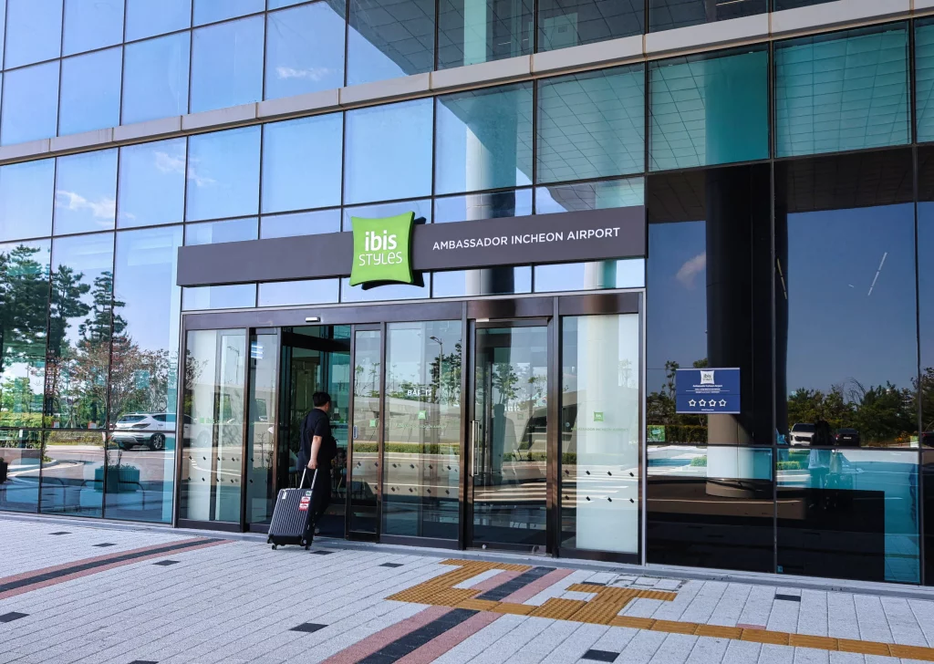 仁川机场宜必思酒店详细点评|机场旁新开干净便利住宿推荐