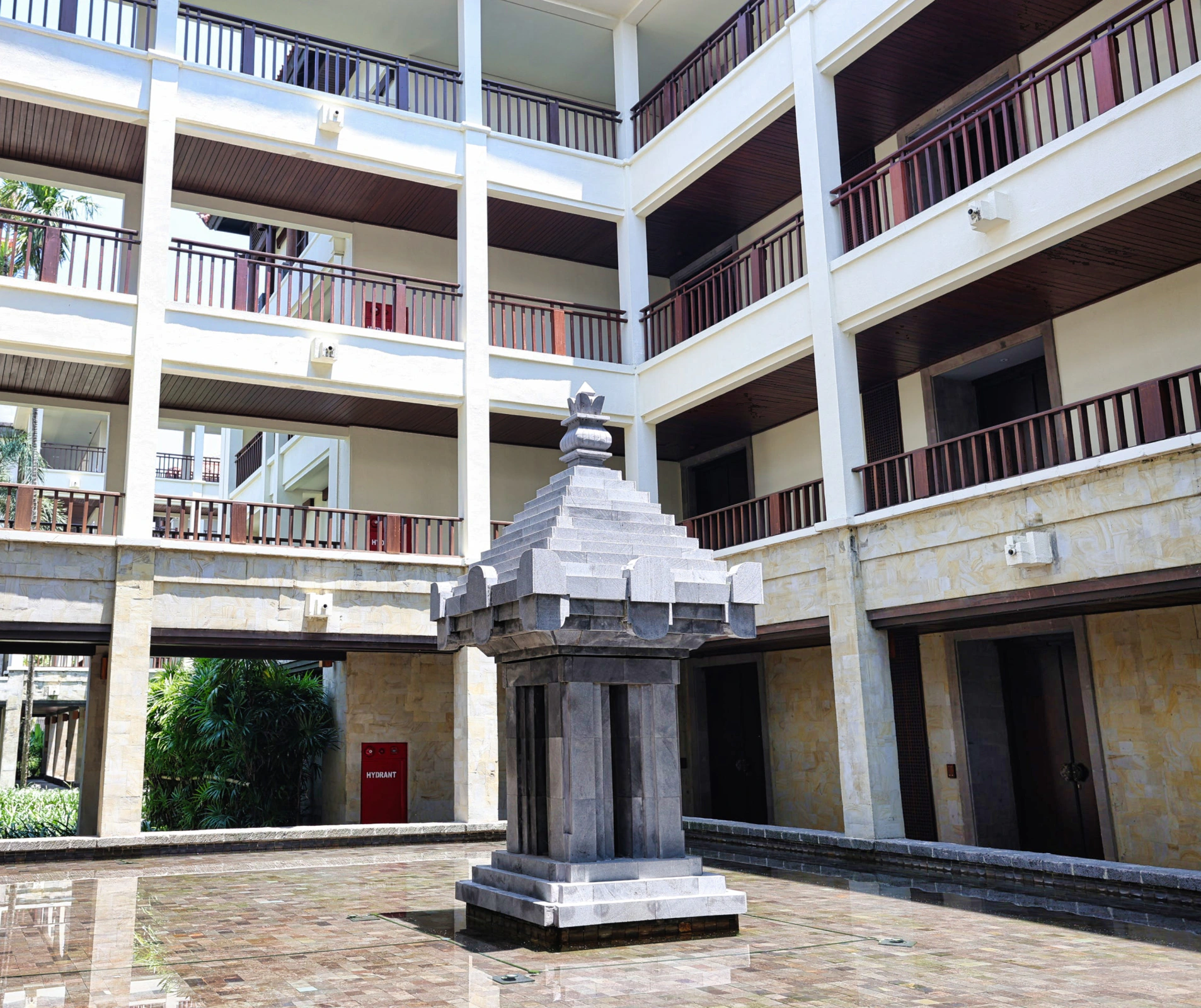 Open corridor design in a tropical hotel
