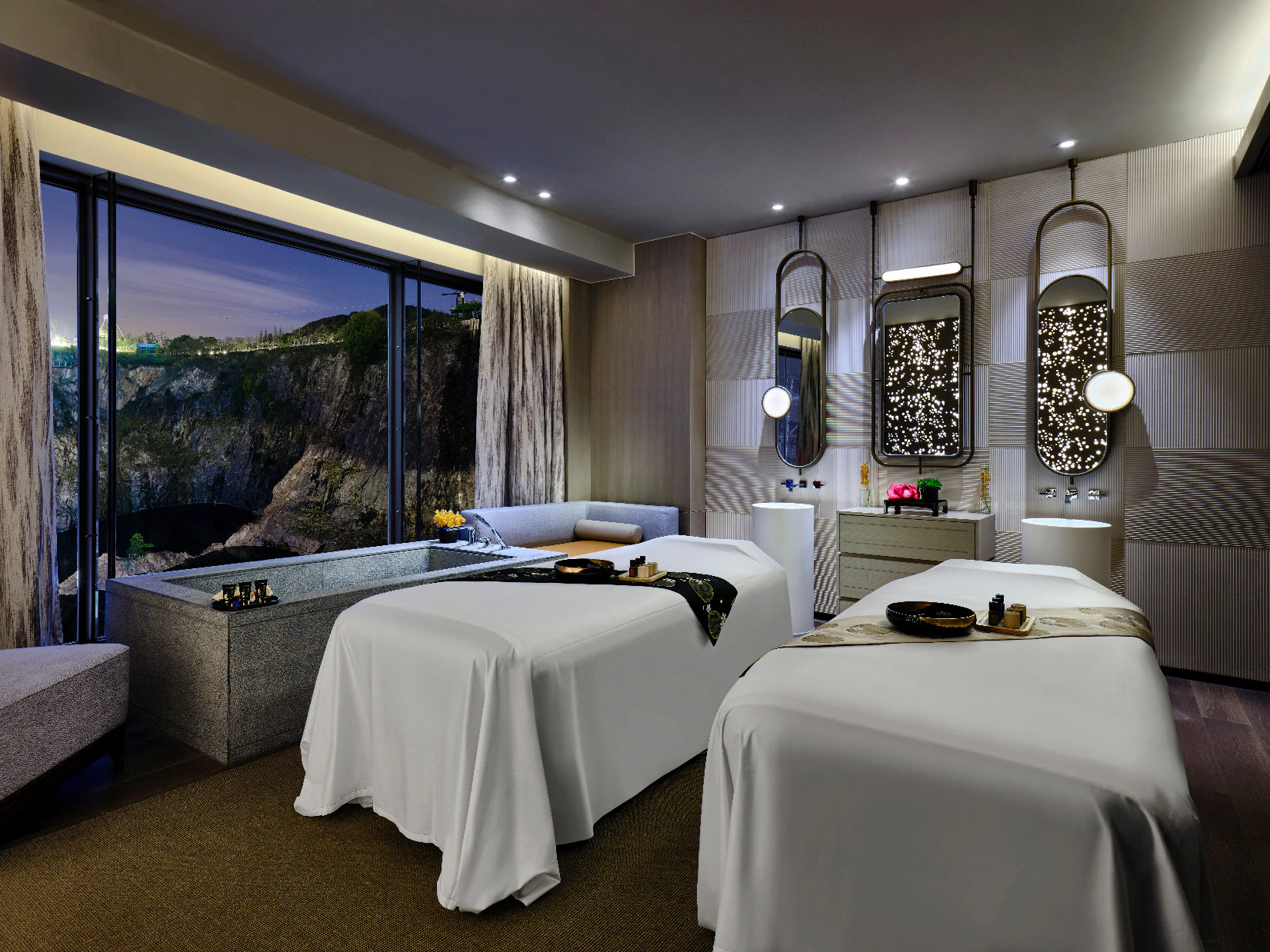 Wellness facilities and kids pool at InterContinental Shanghai Wonderland