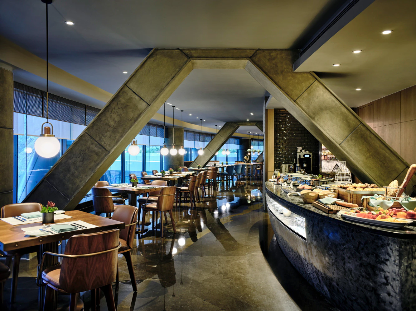Club lounge access at InterContinental Shanghai Wonderland