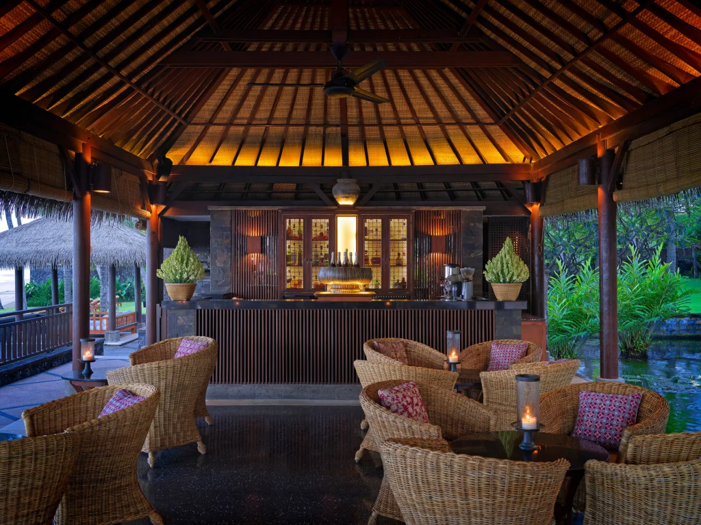 Review: The Legian Seminyak Bali & The Club by The Legian Seminyak