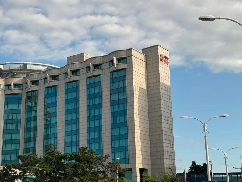 25% off Hyatt points purchase promotion (through April 14, 2025)