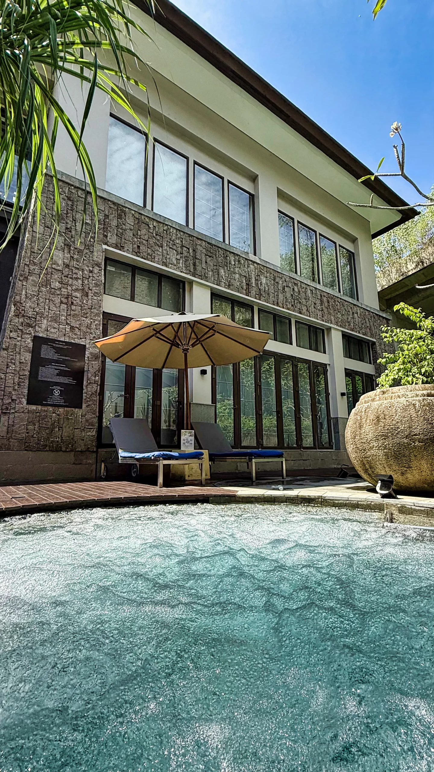 Personal experience at Hydro-Vital Pool