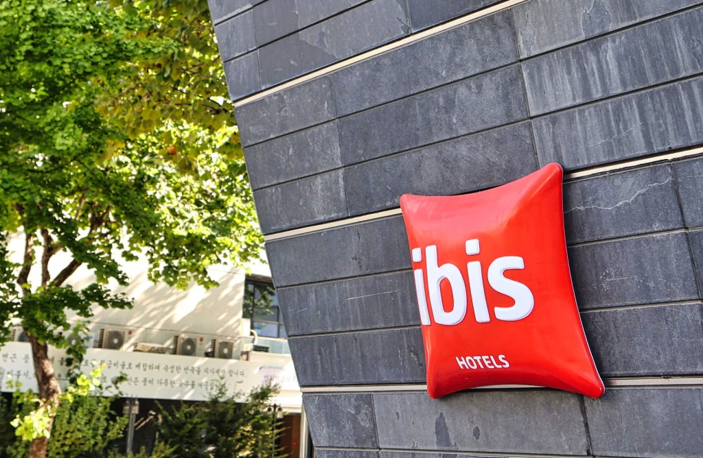 수원 숙소 추천 | 이비스 앰배서더 수원 슈페리어 더블룸 숙박 & 주차 후기