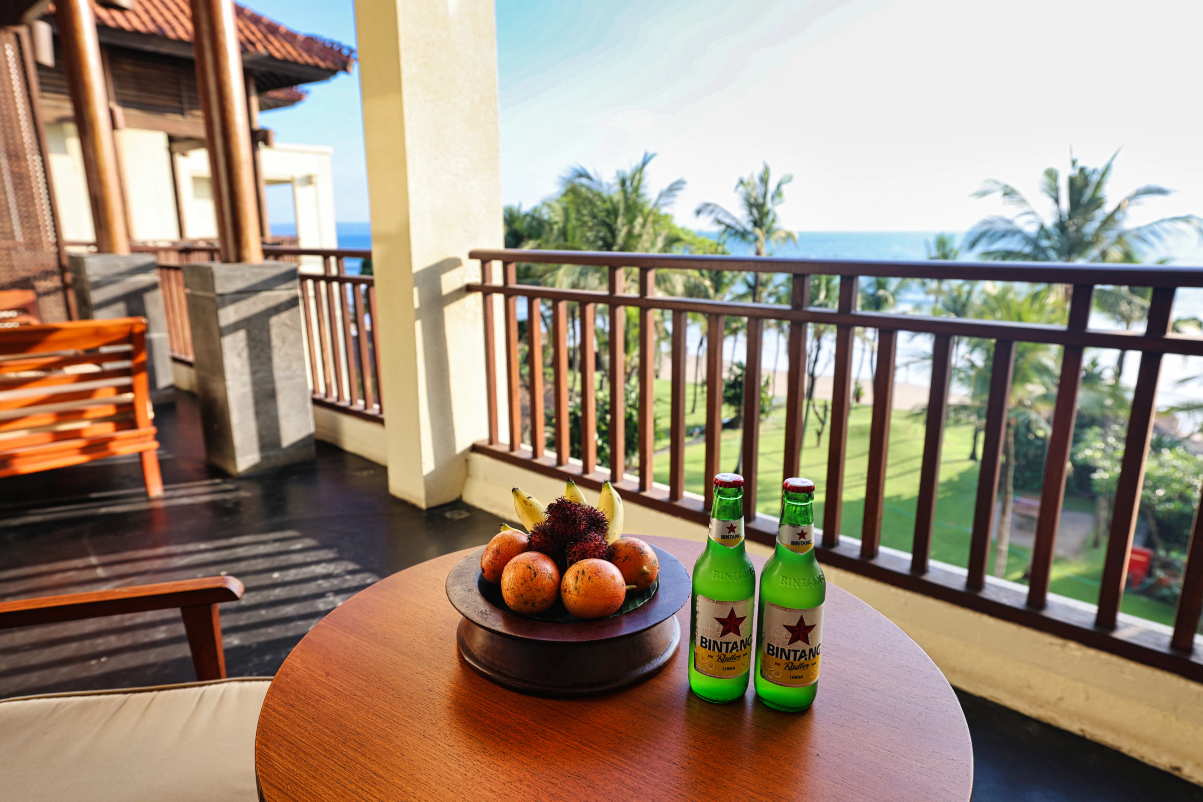 Private balcony with sun lounger overlooking the ocean