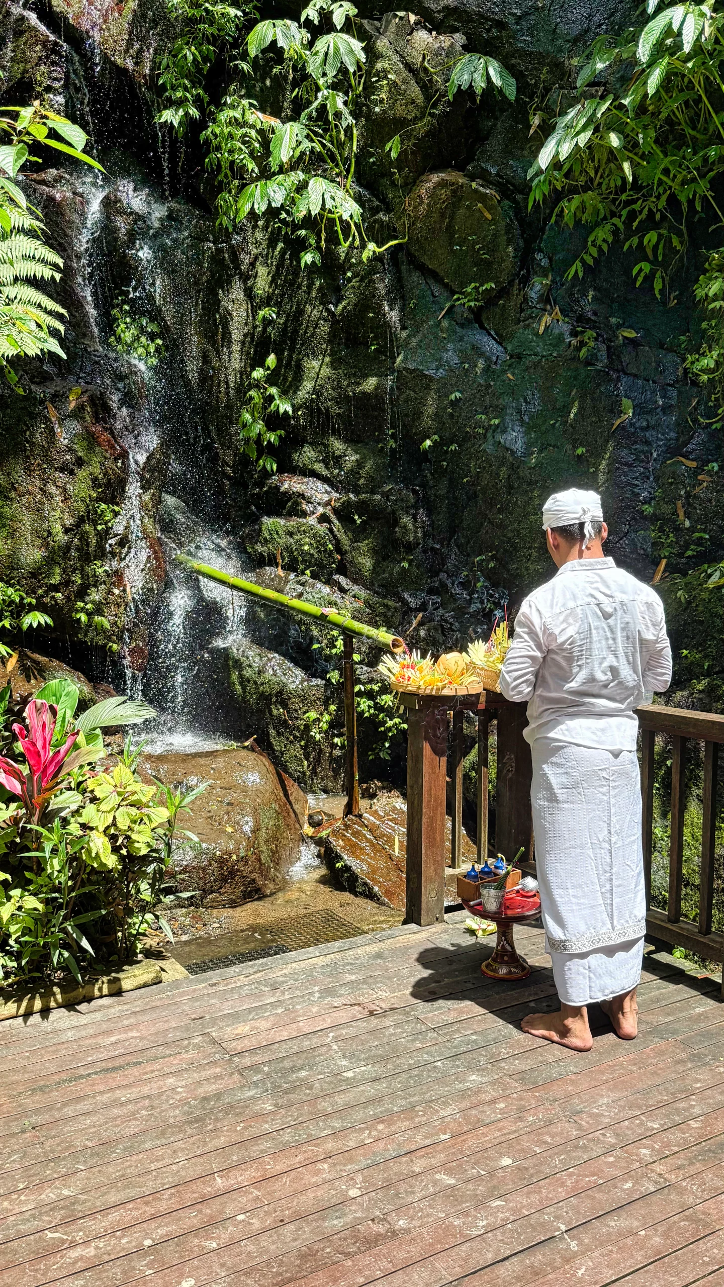 Start of Melukat ceremony at Ayung River