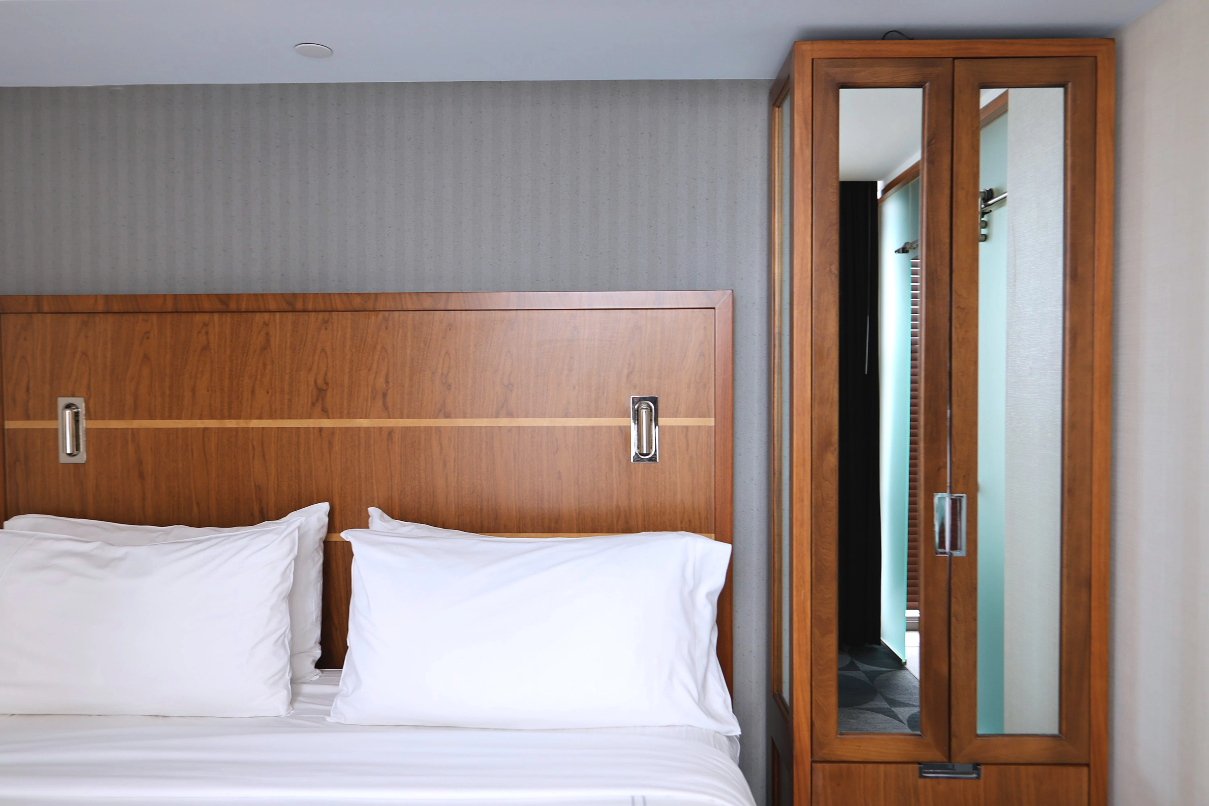King-size bed and TV in the suite bedroom