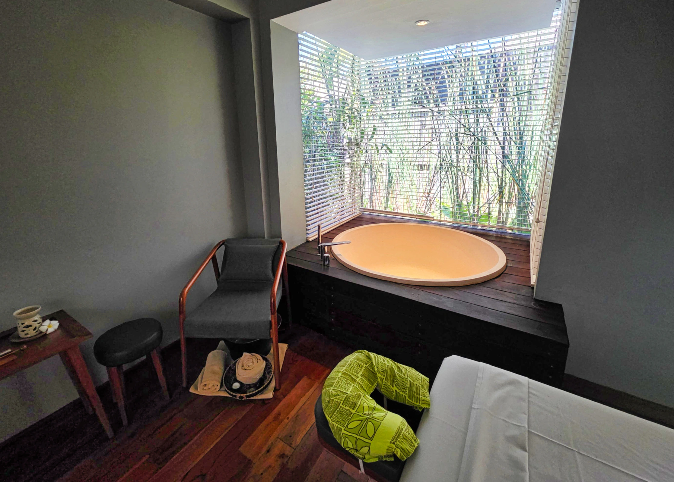 Well-appointed private spa suite
