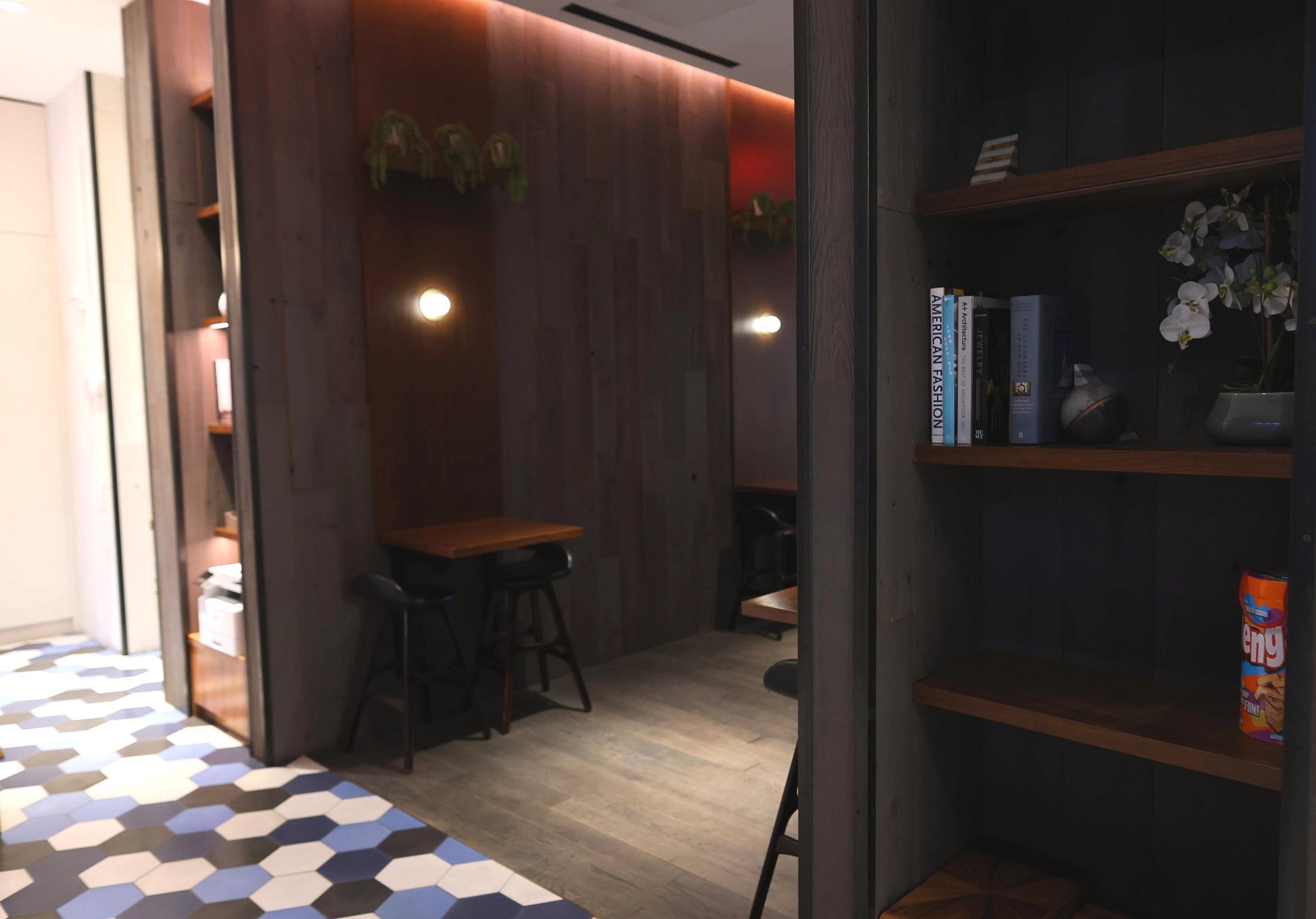 Shared lounge and business space