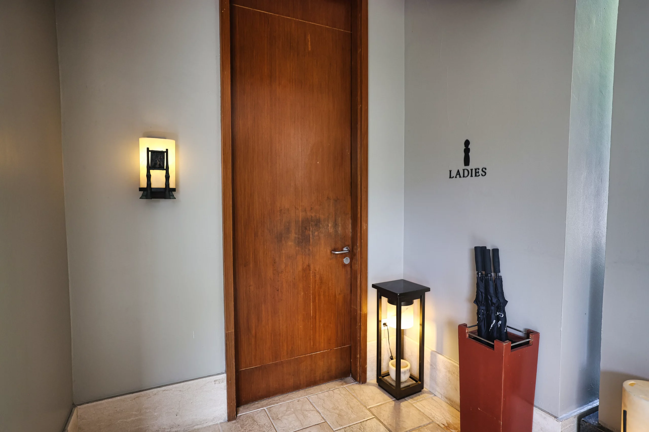Changing rooms and lounge at the spa