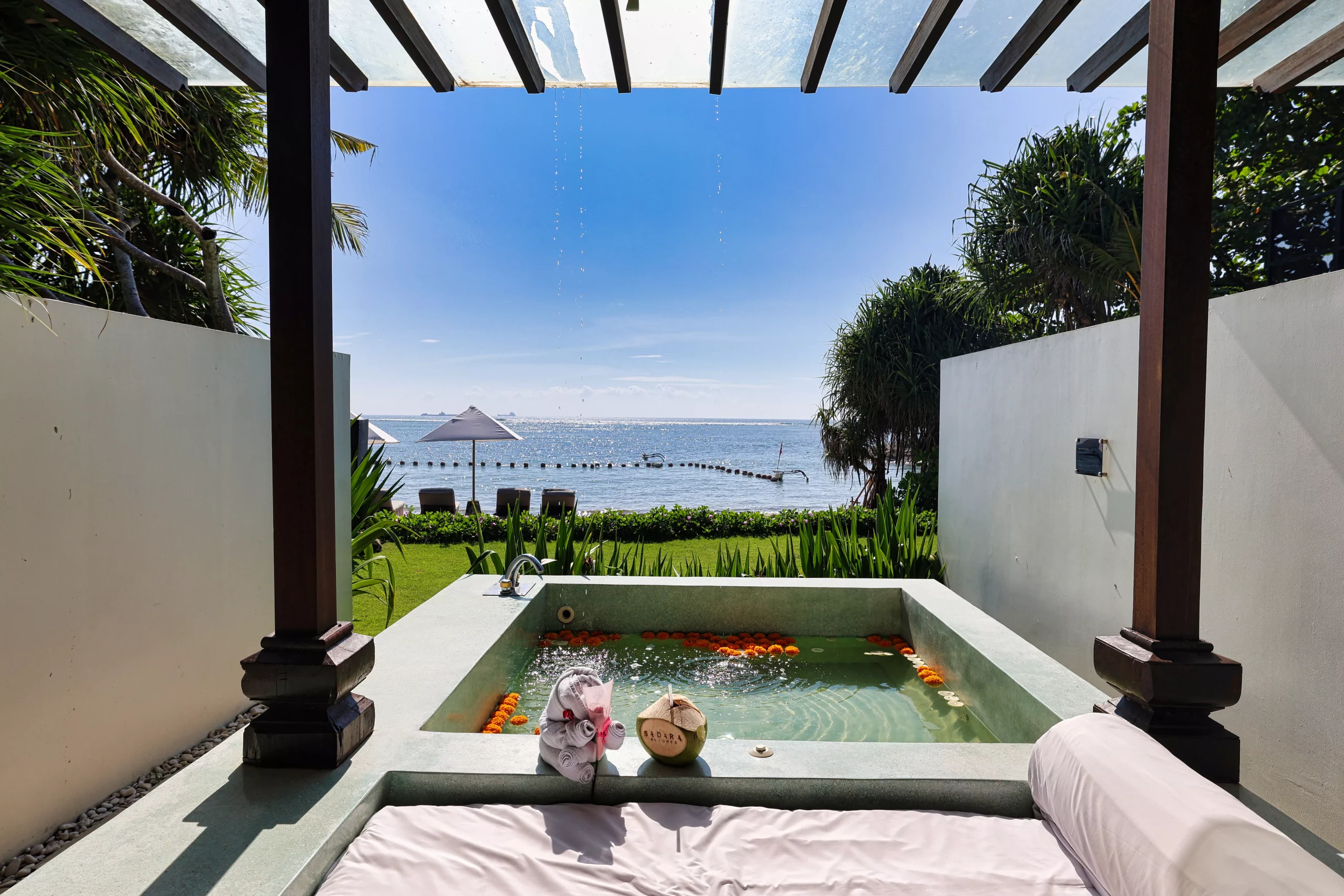 Ocean view suite with jacuzzi at Sadara Resort