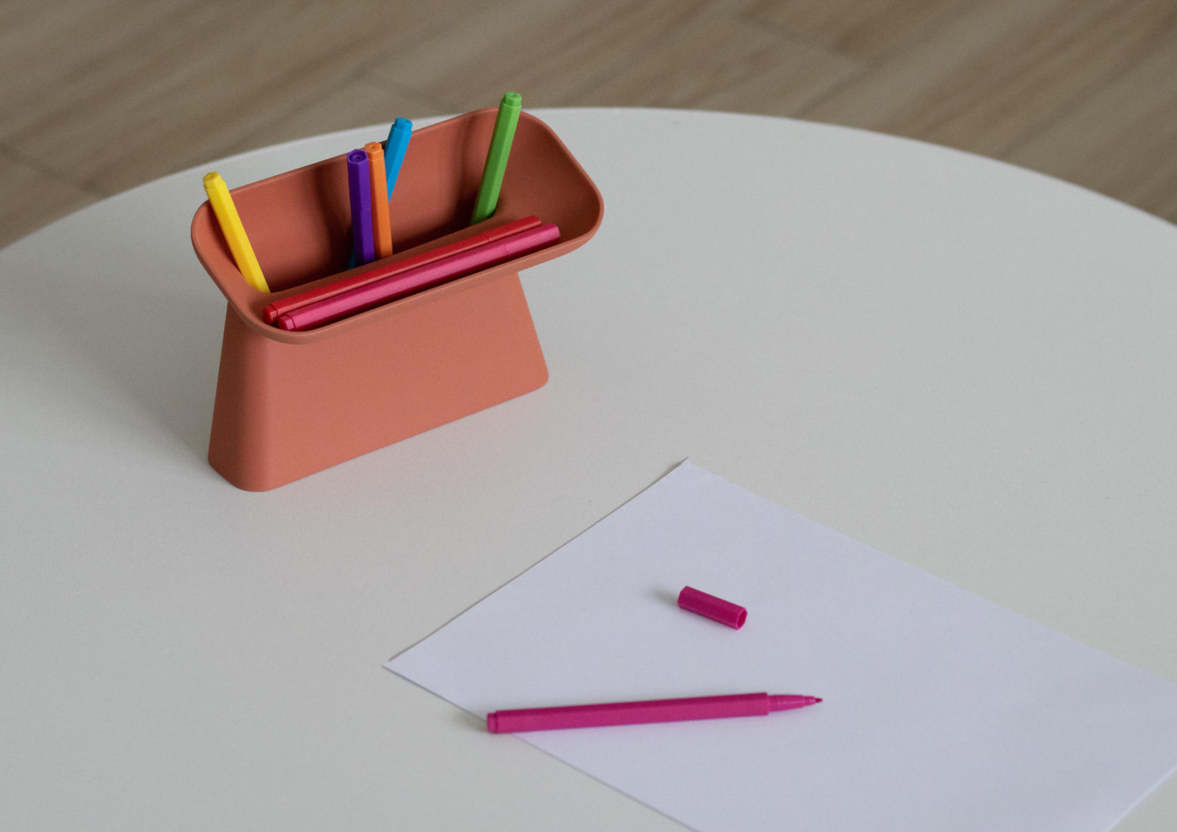 Tray pen holder-3