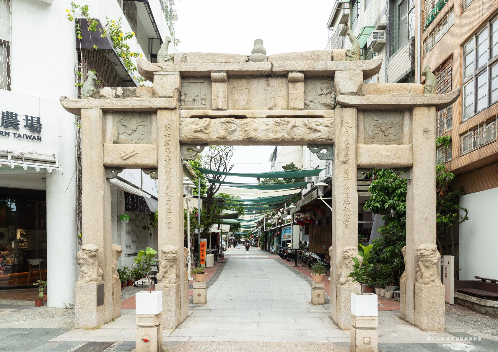 Regenerating Tainan Confucius Temple Commercial District-1