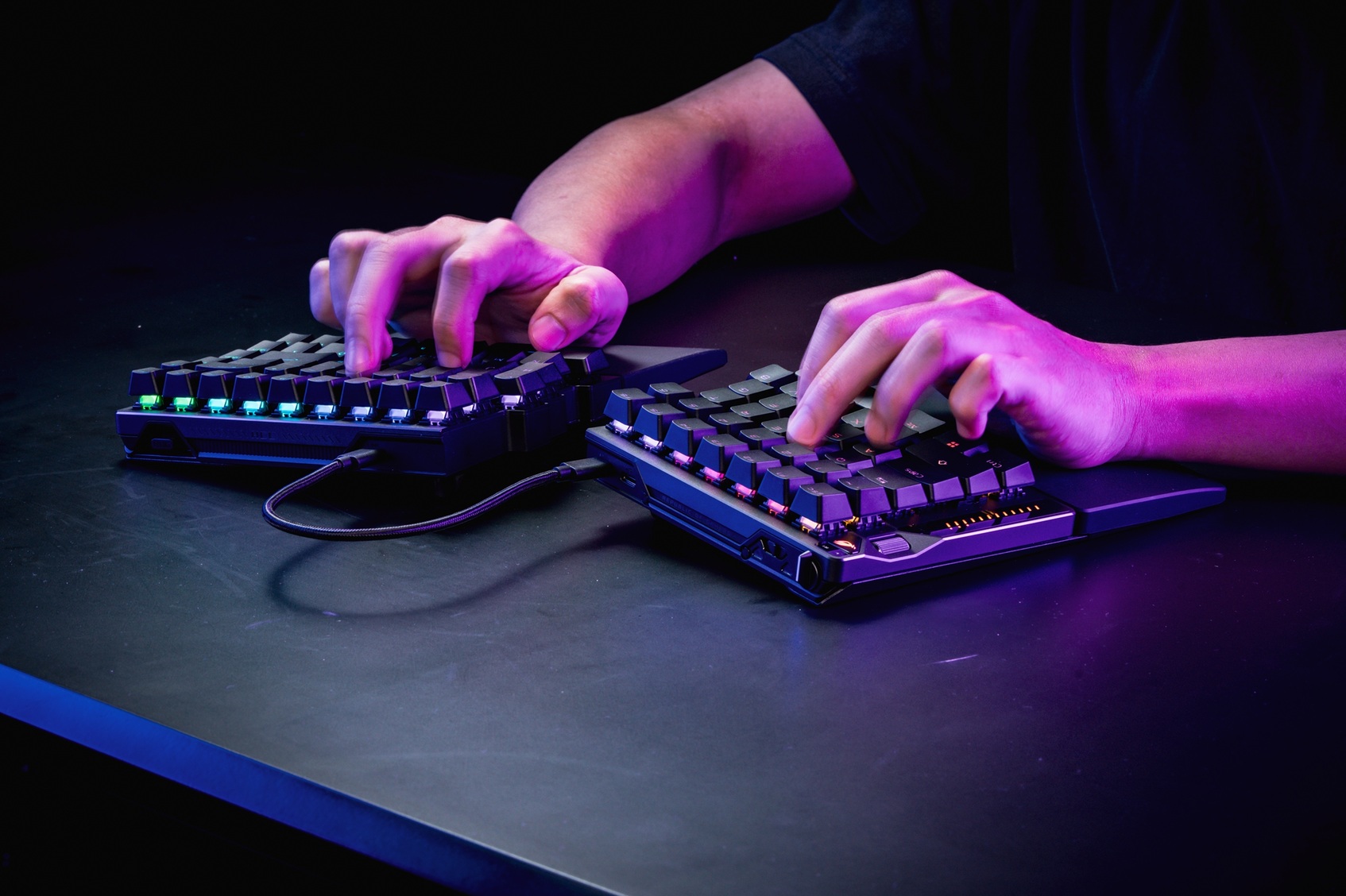 ROG Falcata Wireless Gaming Keyboard-5