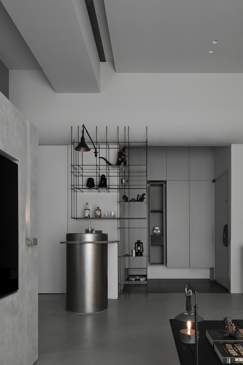 Tranquil Grayscale-5